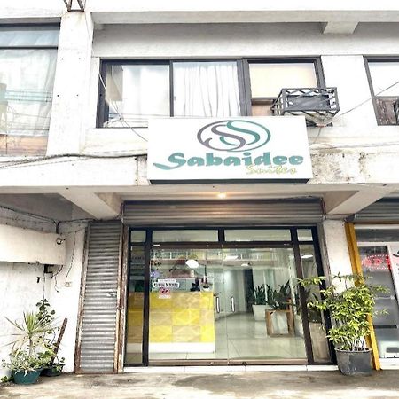 Oyo 910 Sabaidee Suites Mandaue Kültér fotó