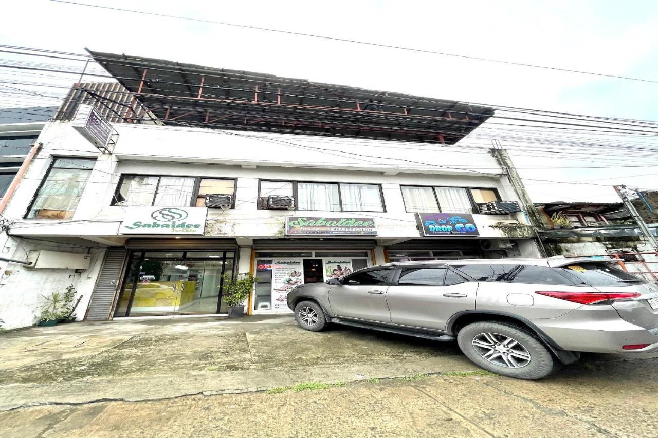 Oyo 910 Sabaidee Suites Mandaue Kültér fotó